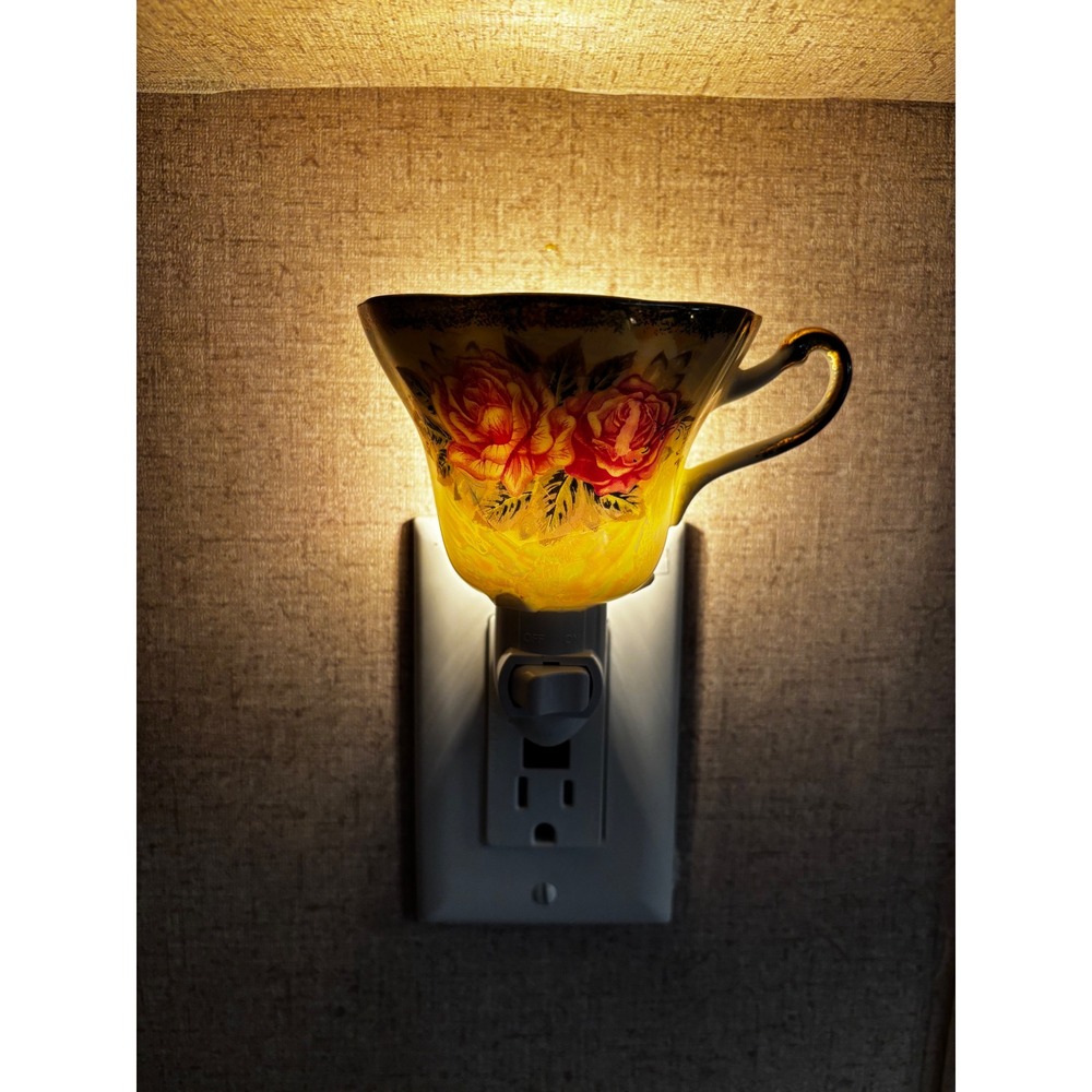 Vintage Upcycled Teacup Night Light Iridescent Luster Rose Floral Gold Trim 047